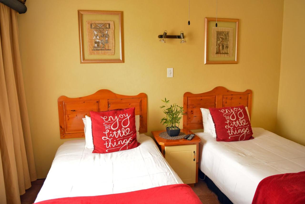 Rita'S Guesthouse Cc Vryheid Ngoại thất bức ảnh