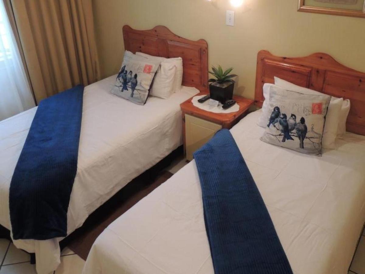 Rita'S Guesthouse Cc Vryheid Ngoại thất bức ảnh