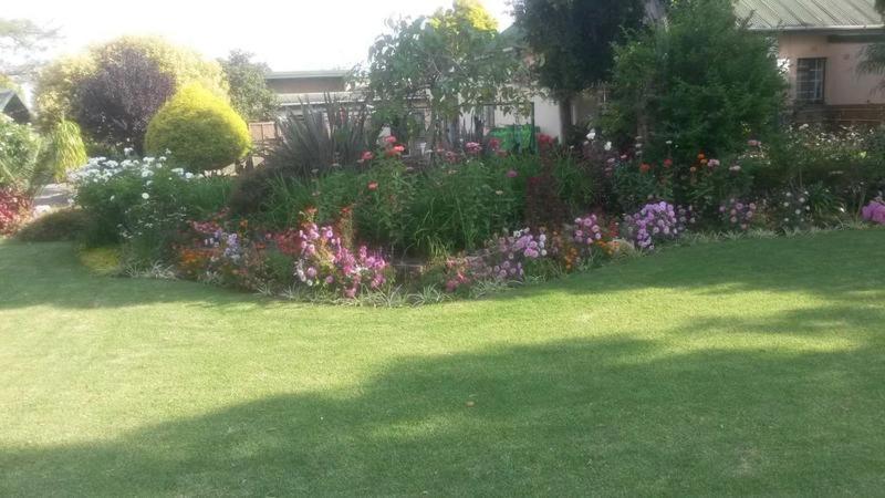 Rita'S Guesthouse Cc Vryheid Ngoại thất bức ảnh